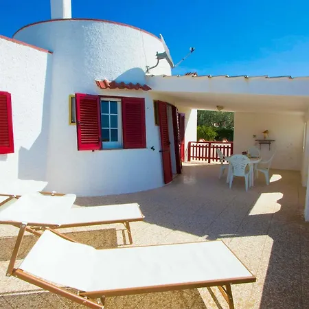 Holiday home Laura Salento *