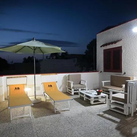 Holiday home Laura Salento *